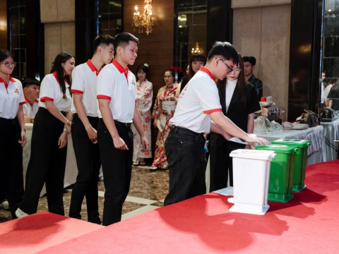 BUỔI HỌC NGOẠI KHÓA CỦA HỌC VIÊN TRUNG TÂM ĐỒNG NAI