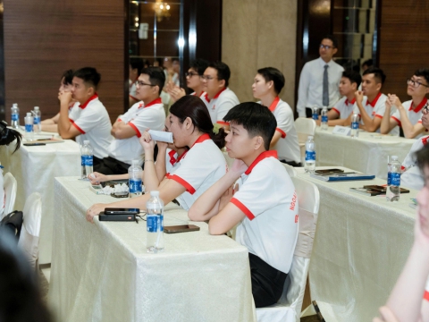 BUỔI HỌC NGOẠI KHÓA CỦA HỌC VIÊN TRUNG TÂM ĐỒNG NAI