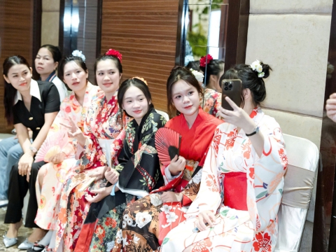 BUỔI HỌC NGOẠI KHÓA CỦA HỌC VIÊN TRUNG TÂM ĐỒNG NAI