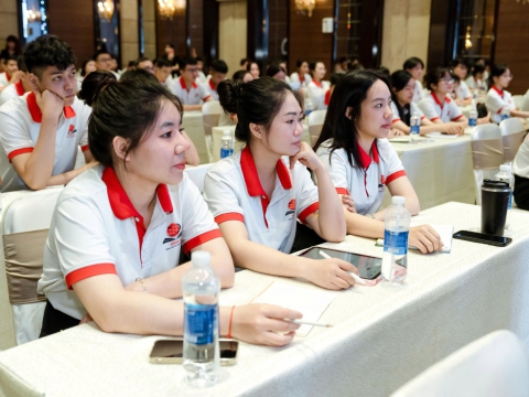 BUỔI HỌC NGOẠI KHÓA CỦA HỌC VIÊN TRUNG TÂM ĐỒNG NAI
