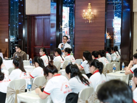 BUỔI HỌC NGOẠI KHÓA CỦA HỌC VIÊN TRUNG TÂM ĐỒNG NAI