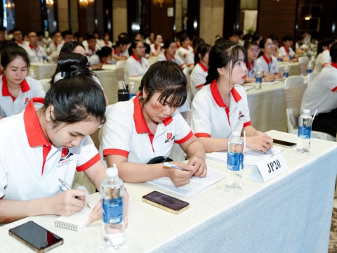 BUỔI HỌC NGOẠI KHÓA CỦA HỌC VIÊN TRUNG TÂM ĐỒNG NAI