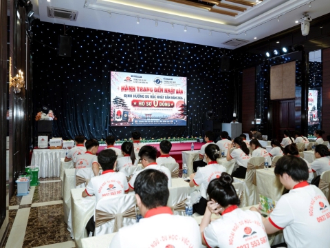 BUỔI HỌC NGOẠI KHÓA CỦA HỌC VIÊN TRUNG TÂM ĐỒNG NAI