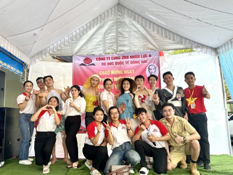 MỪNG ĐẠI LỄ 30/4 VÀ 1/5