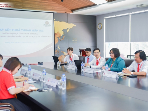 ✍️LỄ KÝ KẾT HỢP TÁC CÔNG TY CUNG ỨNG NHÂN LỰC & DU HỌC QUỐC TẾ ĐỒNG NAI VỚI TRƯỜNG ĐẠI HỌC CÔNG NGHỆ ĐỒNG NAI!