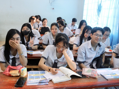 TƯ VẤN TUYỂN SINH CÁC TRƯỜNG THPT