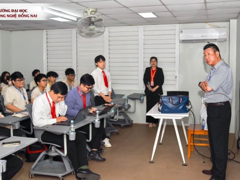 TRUNG TÂM ĐỒNG NAI HÂN HẠNH ĐƯỢC GẶP ĐỠ QUÝ ĐỐI TÁC TẠI NHẬT BẢN - HÀN QUỐC