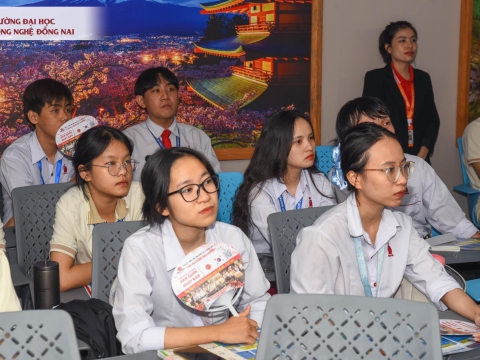 TRUNG TÂM ĐỒNG NAI HÂN HẠNH ĐƯỢC GẶP ĐỠ QUÝ ĐỐI TÁC TẠI NHẬT BẢN - HÀN QUỐC