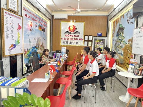 HỌC VIÊN CHECK FORM-CHECK TIẾNG TẠI TRUNG TÂM ĐỒNG NAI