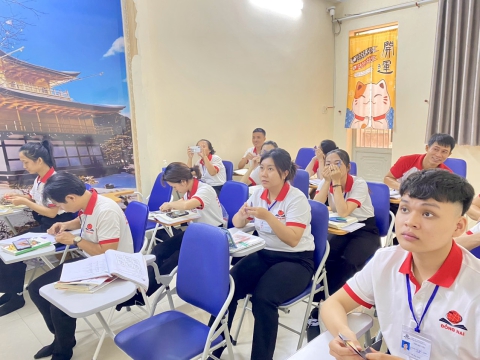 BUỔI HỌC NGOẠI KHÓA CỦA HỌC VIÊN TRUNG TÂM ĐỒNG NAI