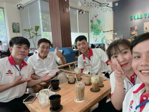 BUỔI HỌC NGOẠI KHÓA CỦA HỌC VIÊN TRUNG TÂM ĐỒNG NAI