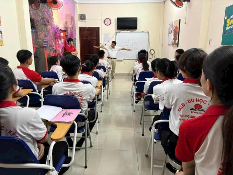 BUỔI HỌC NGOẠI KHÓA CỦA HỌC VIÊN TRUNG TÂM ĐỒNG NAI