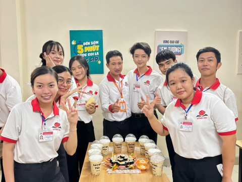 BUỔI HỌC NGOẠI KHÓA CỦA HỌC VIÊN TRUNG TÂM ĐỒNG NAI