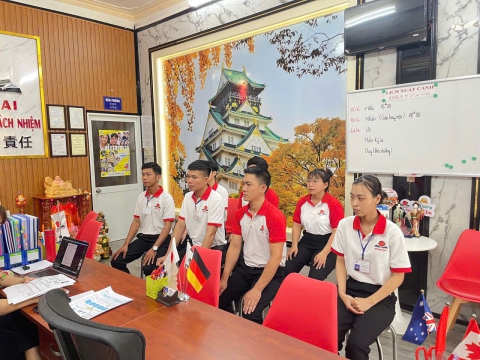 HỌC VIÊN CHECK FORM-CHECK TIẾNG TẠI TRUNG TÂM ĐỒNG NAI