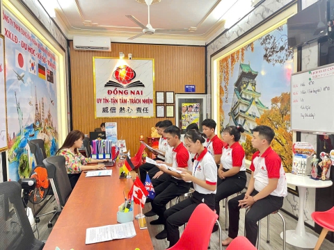 HỌC VIÊN CHECK FORM-CHECK TIẾNG TẠI TRUNG TÂM ĐỒNG NAI