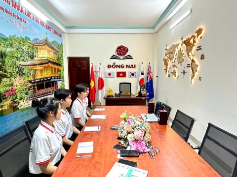 HỌC VIÊN CHECK FORM-CHECK TIẾNG TẠI TRUNG TÂM ĐỒNG NAI