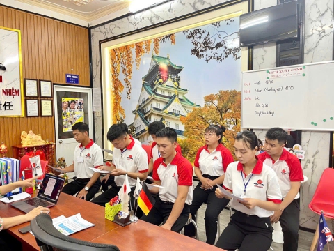 HỌC VIÊN CHECK FORM-CHECK TIẾNG TẠI TRUNG TÂM ĐỒNG NAI