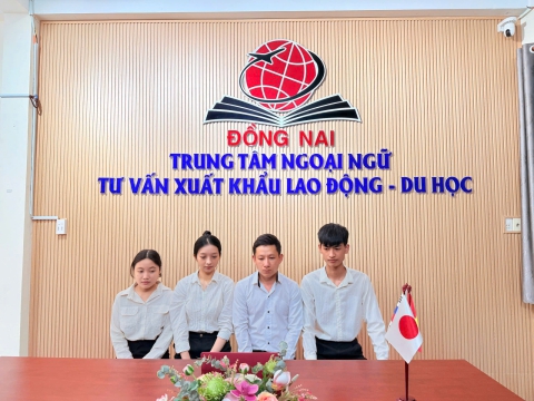 HỌC VIÊN CHECK FORM-CHECK TIẾNG TẠI TRUNG TÂM ĐỒNG NAI