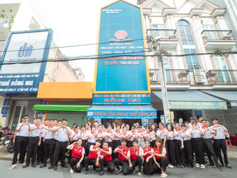 BUỔI HỌC NGOẠI KHÓA CỦA HỌC VIÊN TRUNG TÂM ĐỒNG NAI