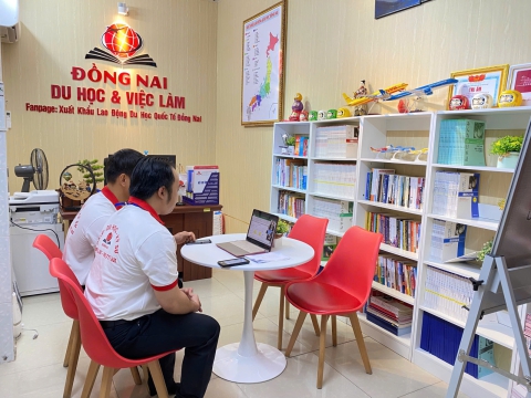 HỌC VIÊN CHECK FORM-CHECK TIẾNG TẠI TRUNG TÂM ĐỒNG NAI