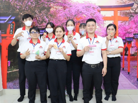 BUỔI HỌC NGOẠI KHÓA CỦA HỌC VIÊN TRUNG TÂM ĐỒNG NAI