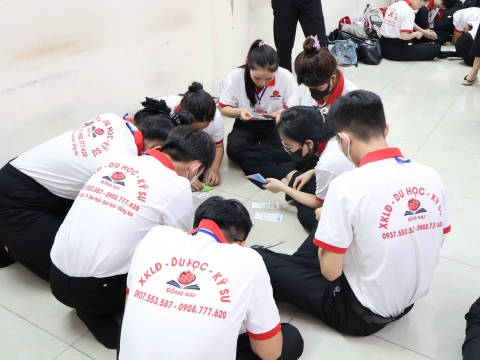 BUỔI HỌC NGOẠI KHÓA CỦA HỌC VIÊN TRUNG TÂM ĐỒNG NAI