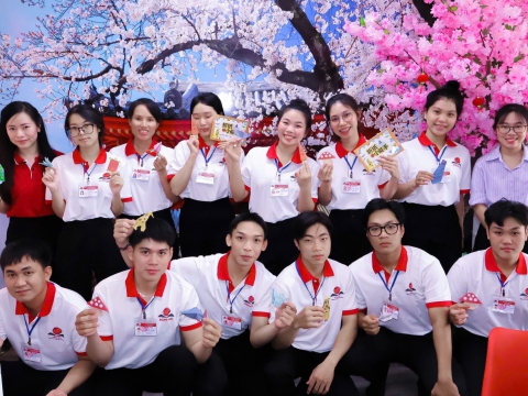 BUỔI HỌC NGOẠI KHÓA CỦA HỌC VIÊN TRUNG TÂM ĐỒNG NAI