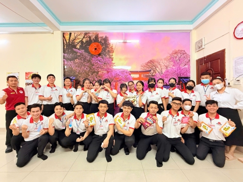 BUỔI HỌC NGOẠI KHÓA CỦA HỌC VIÊN TRUNG TÂM ĐỒNG NAI