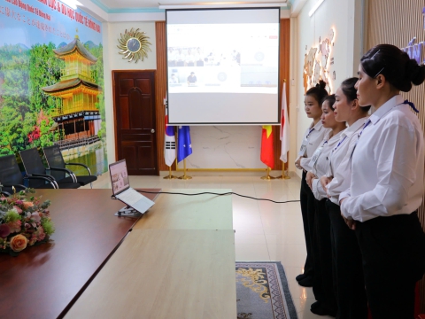 PHỎNG VẤN DU HỌC, KỸ SƯ & XKLĐ