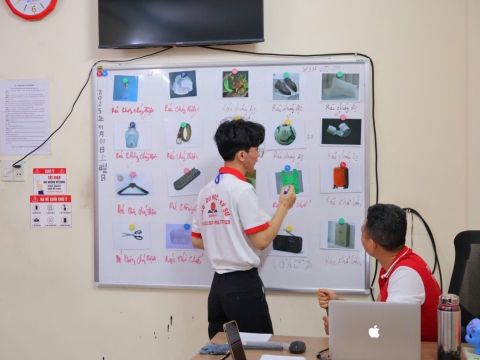 BUỔI HỌC NGOẠI KHÓA CỦA HỌC VIÊN TRUNG TÂM ĐỒNG NAI