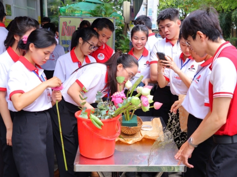 MỪNG NGÀY NHÀ GIÁO VIỆT NAM 20-11 TẠI TRUNG TÂM ĐỒNG NAI